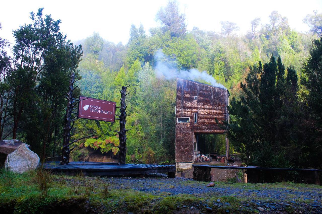 Lodge Parque Tepuhueico Castro Exterior photo